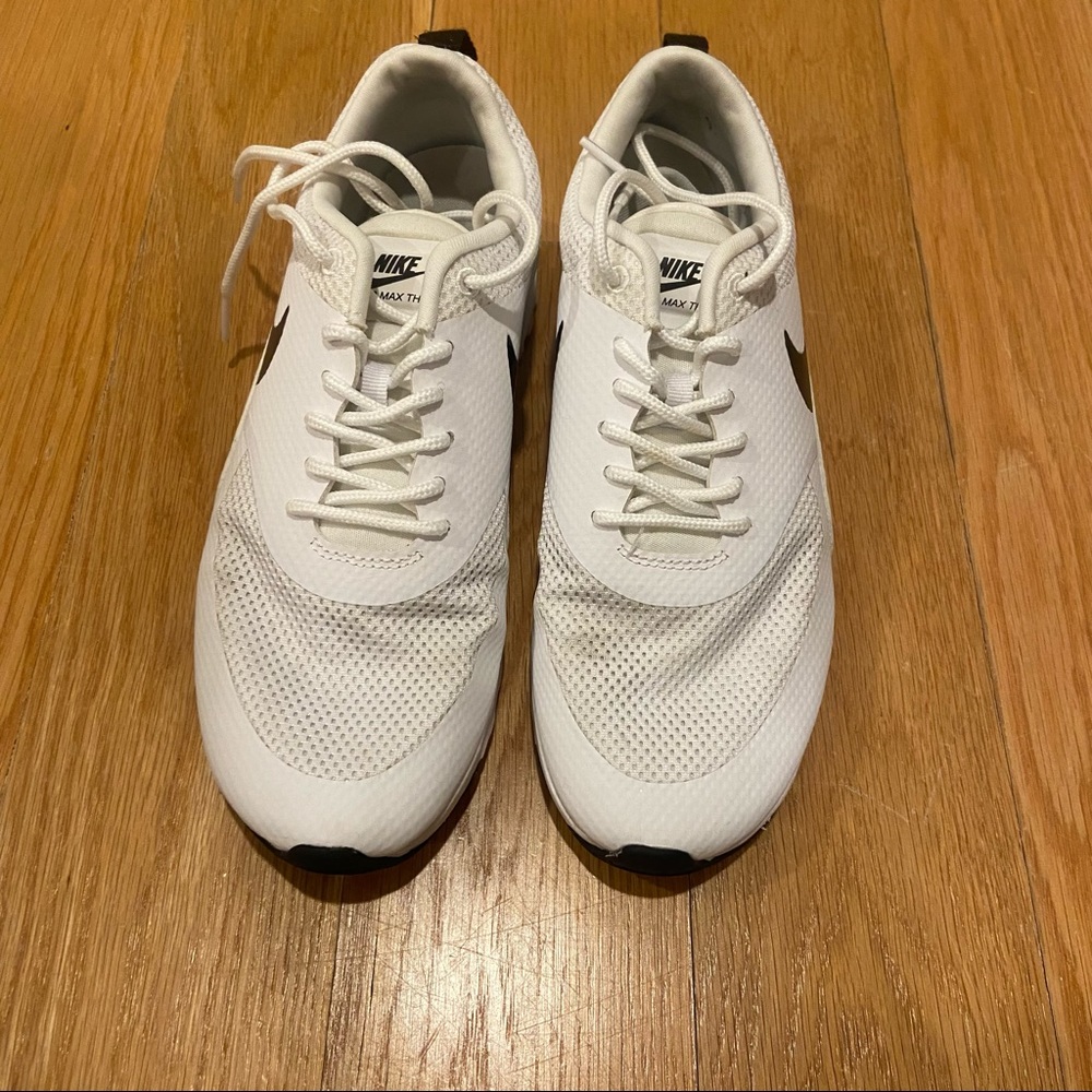 Nike Airmax Theta Sneakers